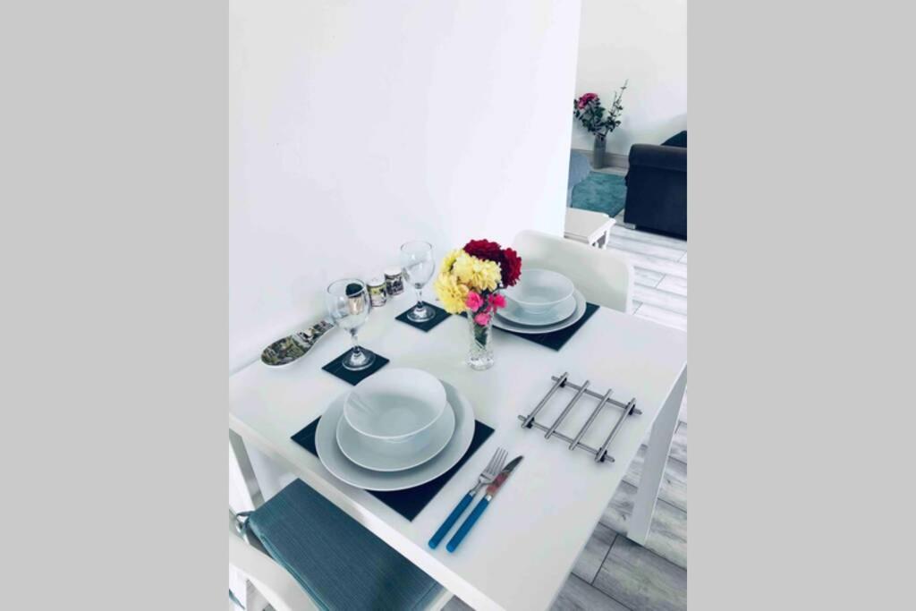 Fuchsia Apartment Tranquil Modern Seaside Apartment On The Wild Atlantic Way Galway Bagian luar foto
